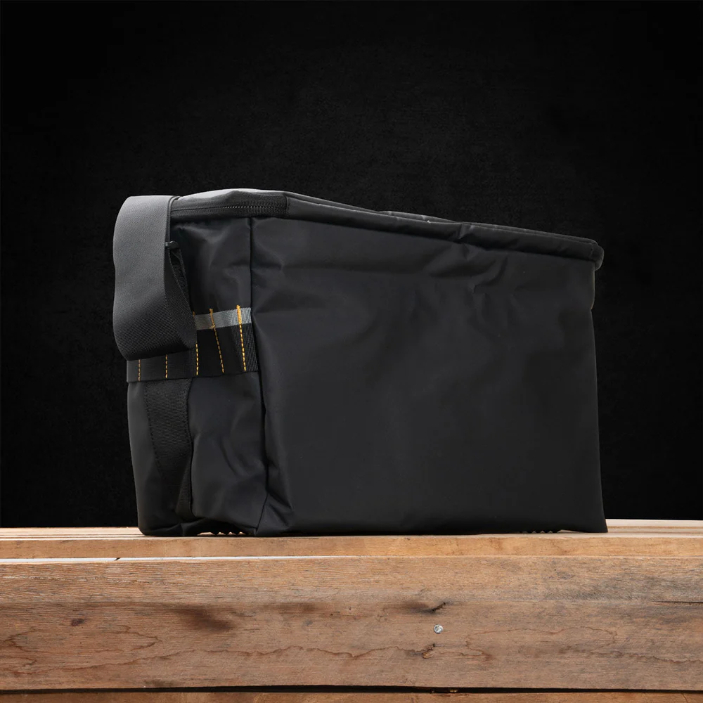 Rugged Xtremes Black GP Carry Bag 22L (RXES05E412PVCBK)