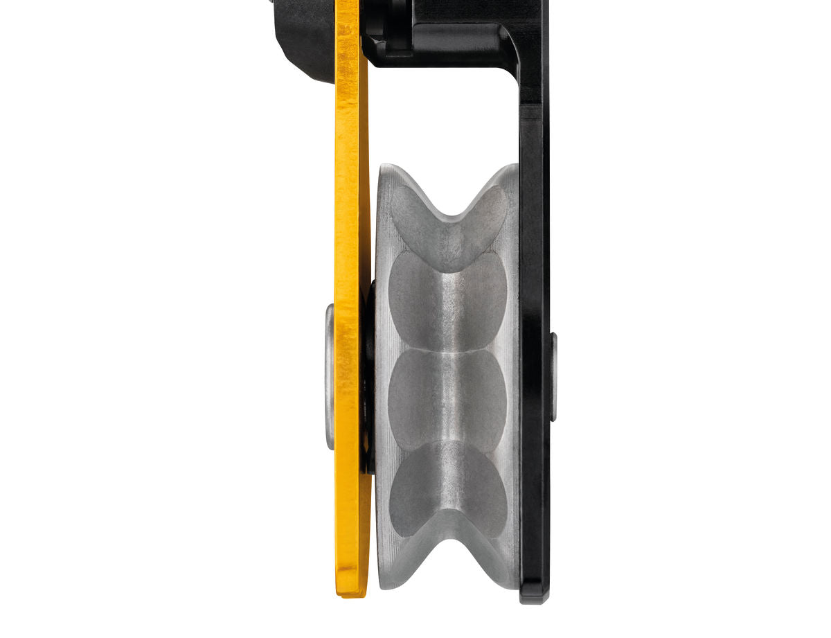Petzl SPIN L1D Single pulley with one-way rotation and swivel (P001AA00)