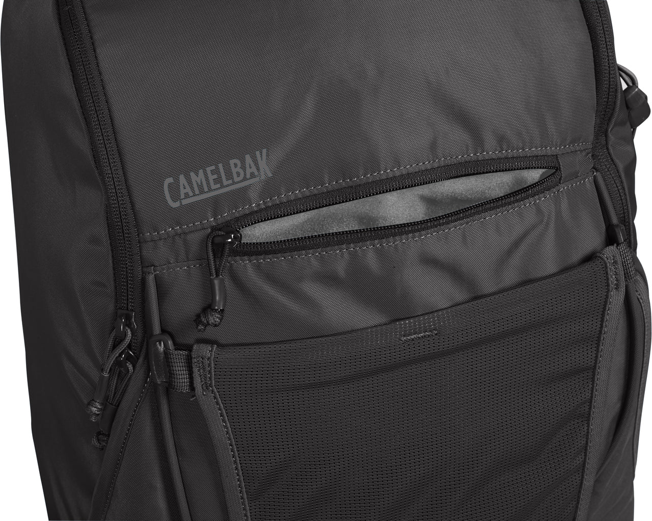CamekBak Palisade 32lt Pack inc 3L Bladder Charcoal/Koi