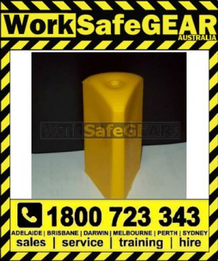 (R62T) STAR PICKET CAPS YELLOW triangle